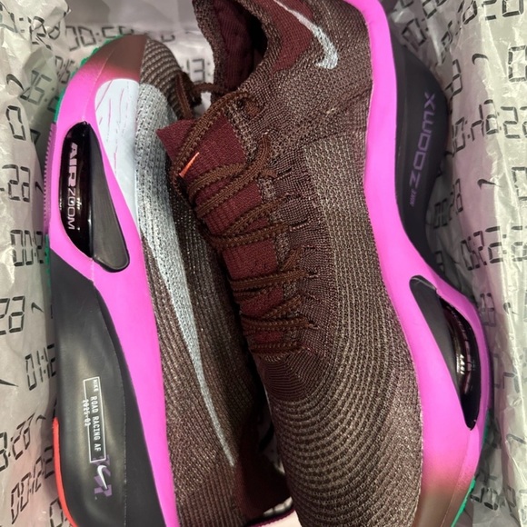 Nike Men’s Maroon Knit Athletic Shoes with Pink Midsole and White Swoosh main image 4